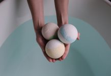 Handmade Fizzing Bath Bombs Bath bombs