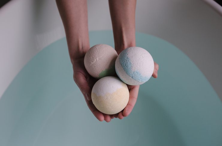 Handmade Fizzing Bath Bombs Bath bombs